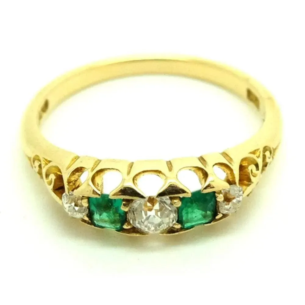 Antique Victorian Emerald 18ct Diamond Ring