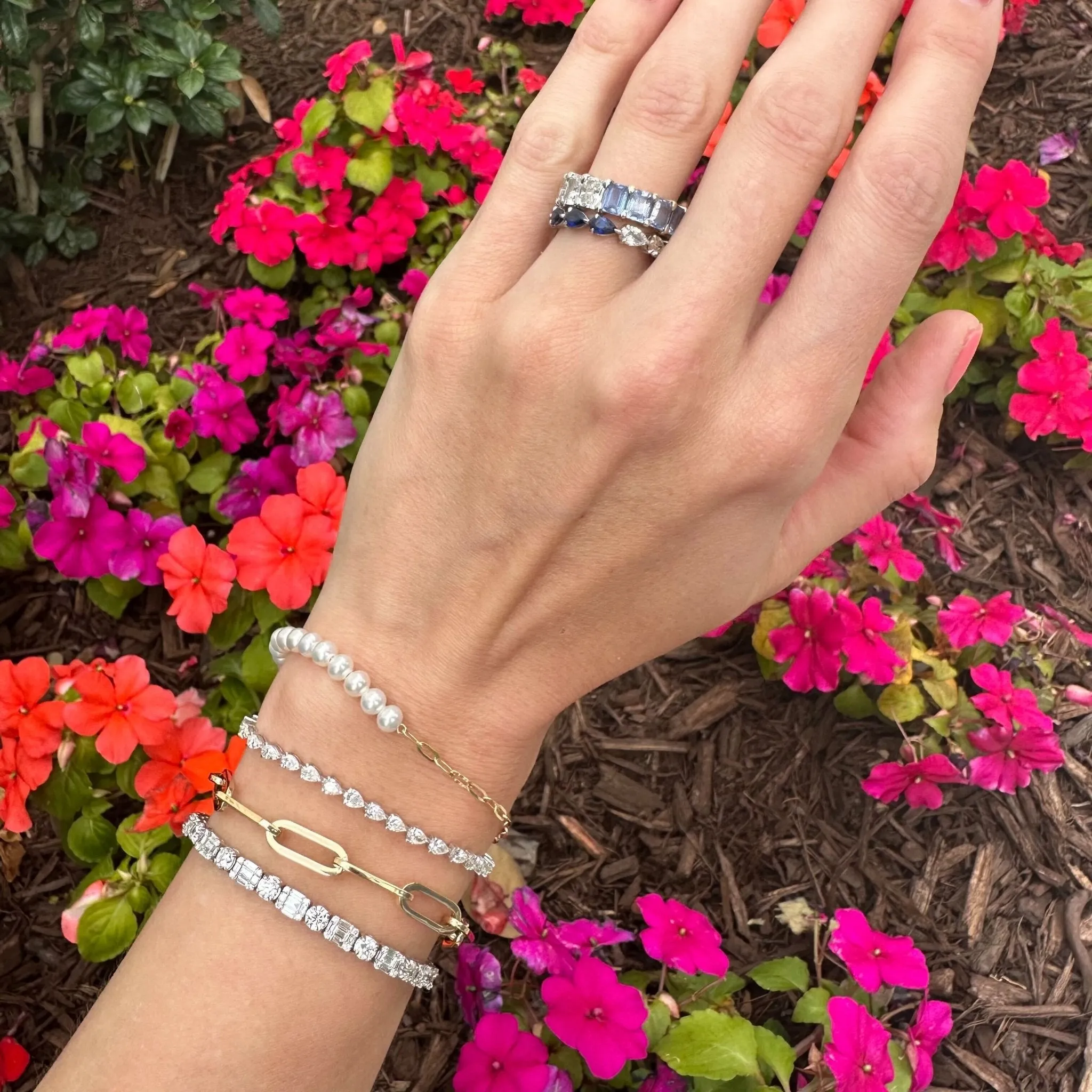 Chasing Pear Tennis Bracelet