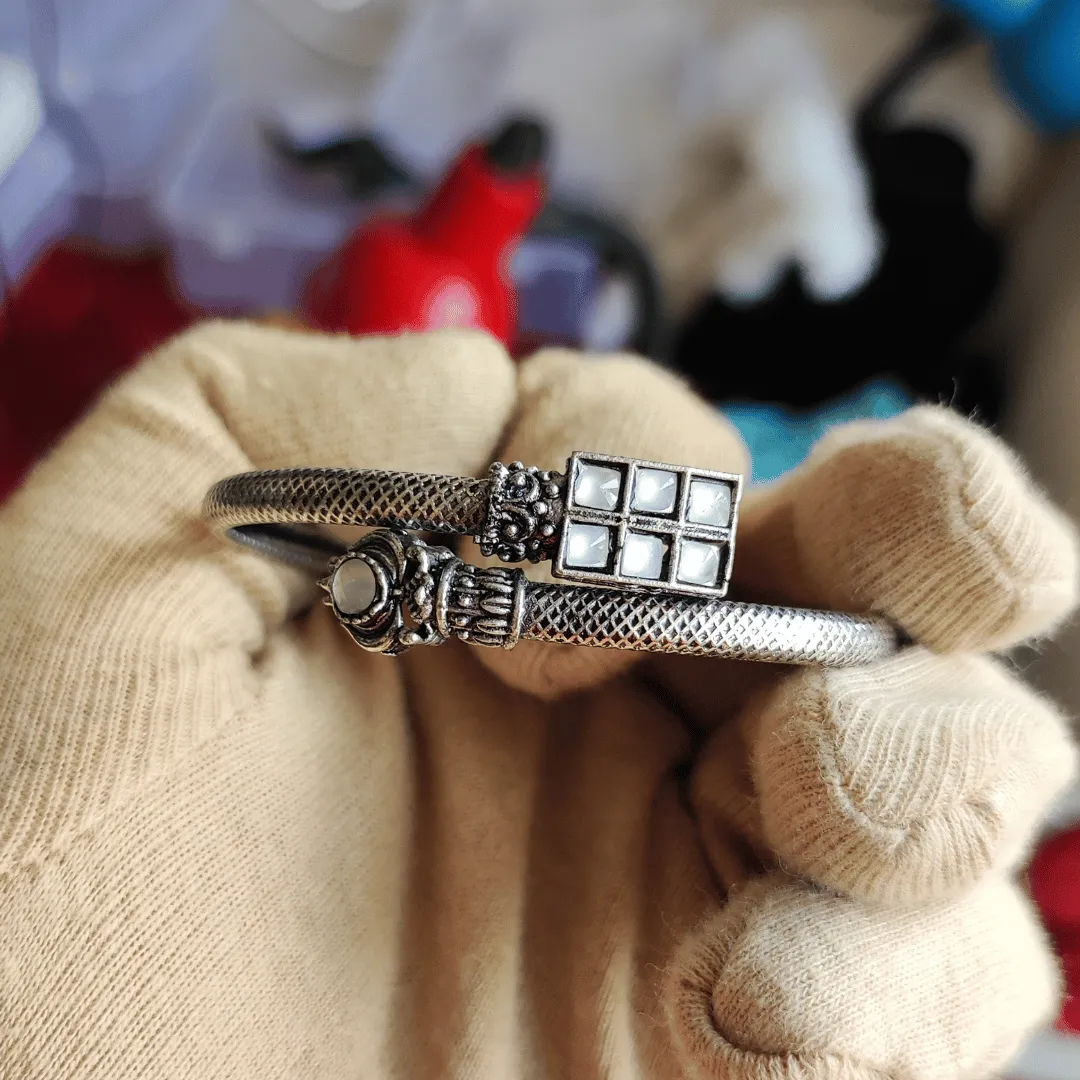 Jewelestia Royal Cuff Bracelet