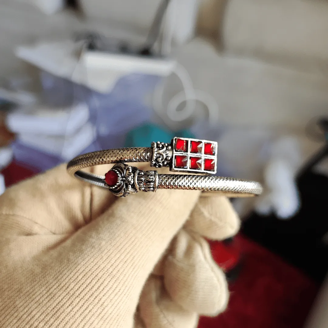 Jewelestia Royal Cuff Bracelet