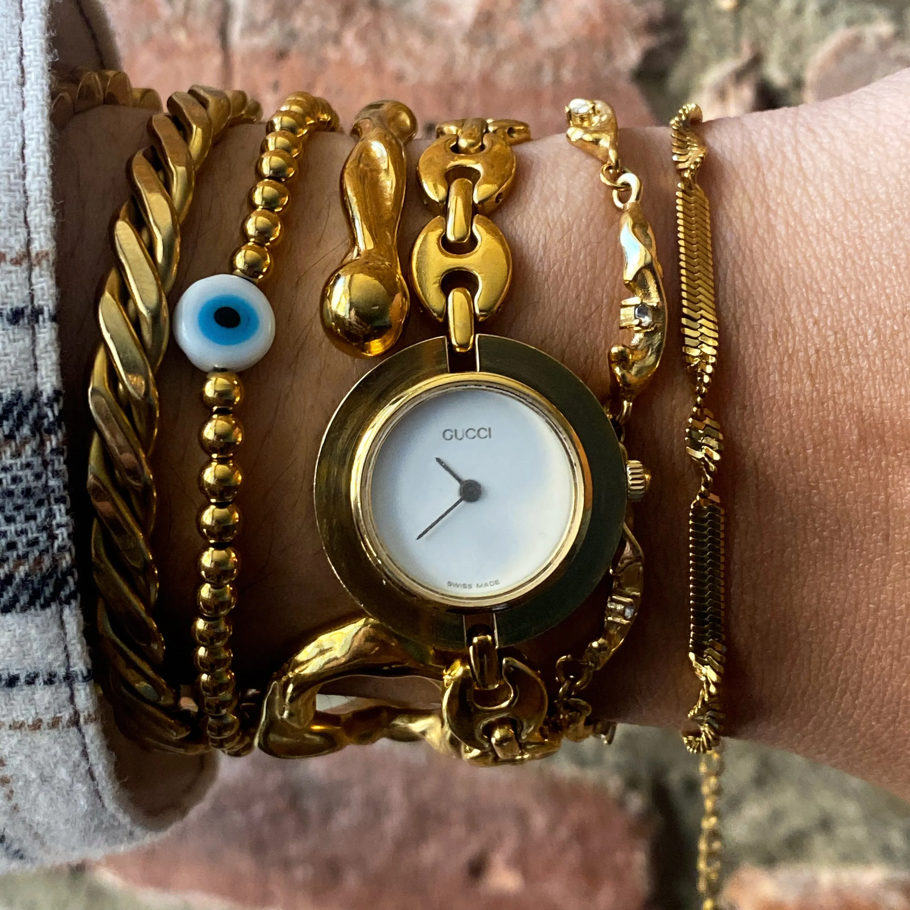 Rugged Gemstone 18k Gold Bracelet
