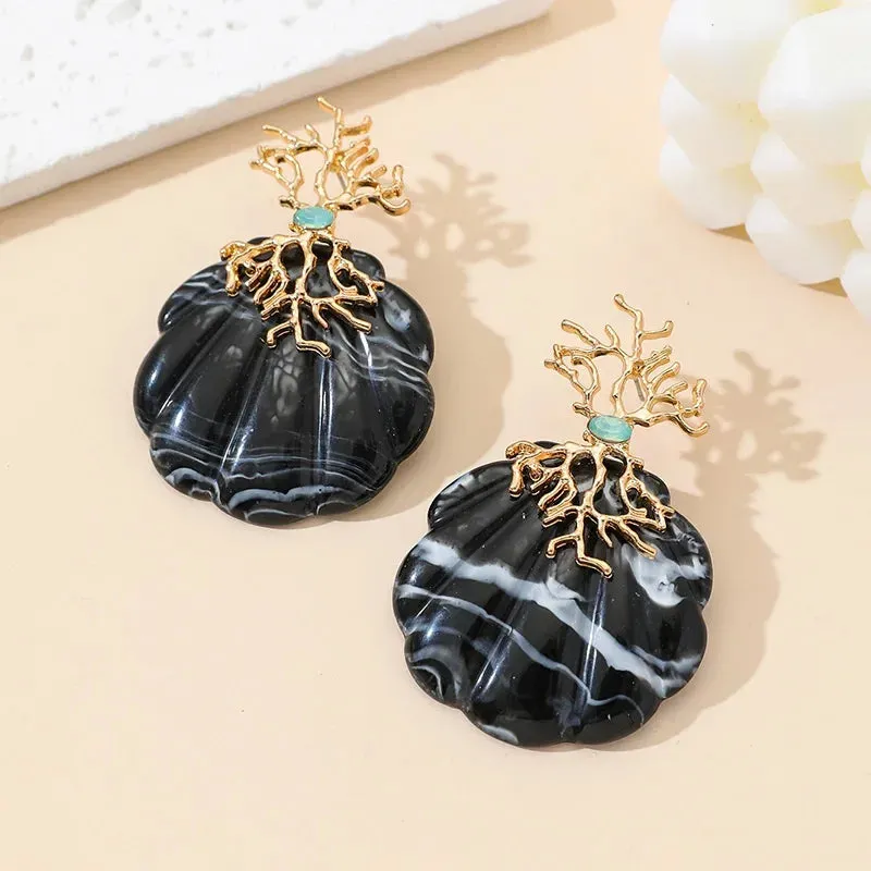 TEEK - Golden Roots Resin Shell Earrings