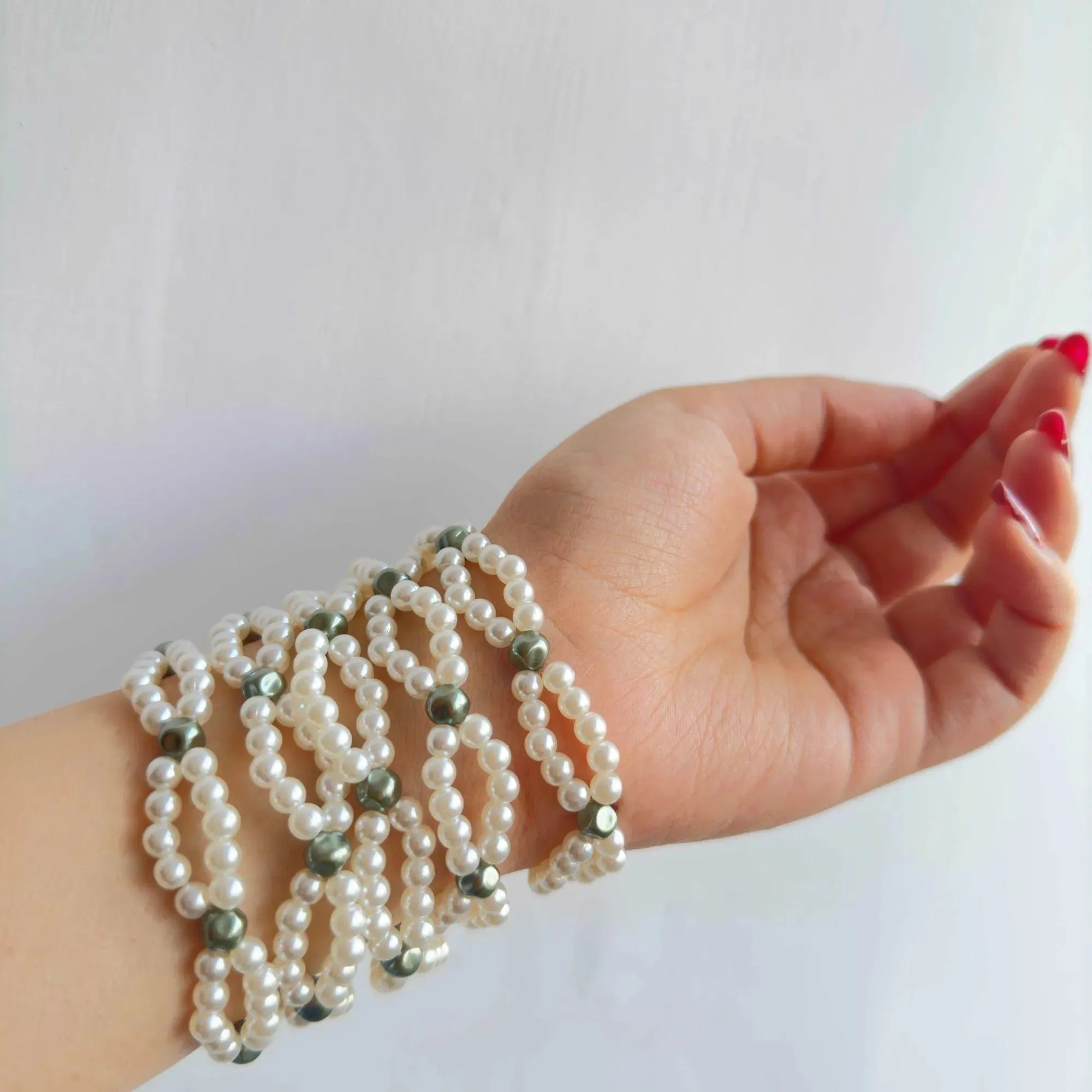 TFC Rani Kalai Bandh Emerald Gold Plated Bracelet